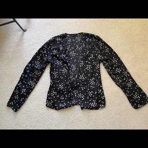 Star print tie front blouse